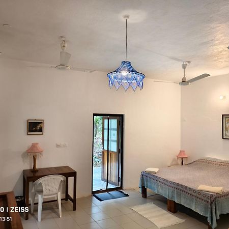 Isai Ambalam Guest House Puducherry Exterior foto