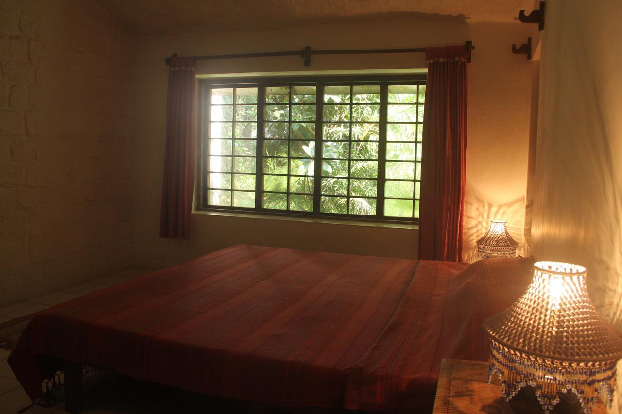 Isai Ambalam Guest House Puducherry Exterior foto
