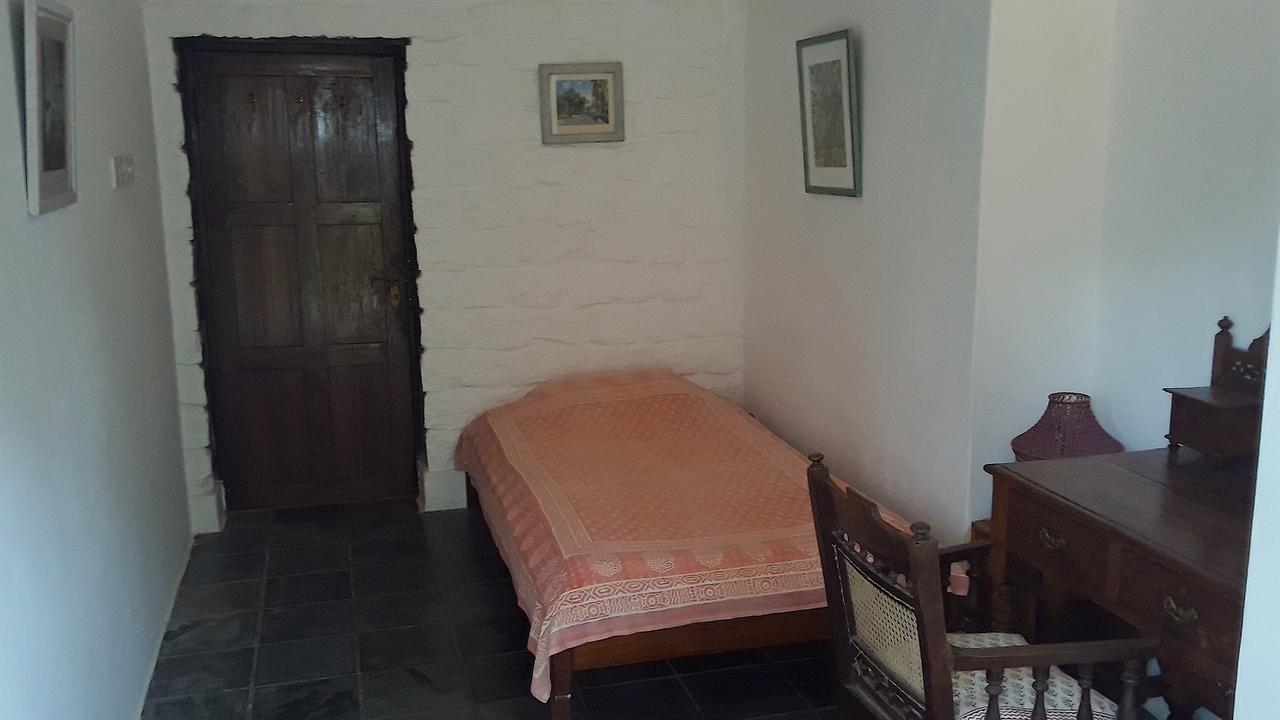 Isai Ambalam Guest House Puducherry Exterior foto