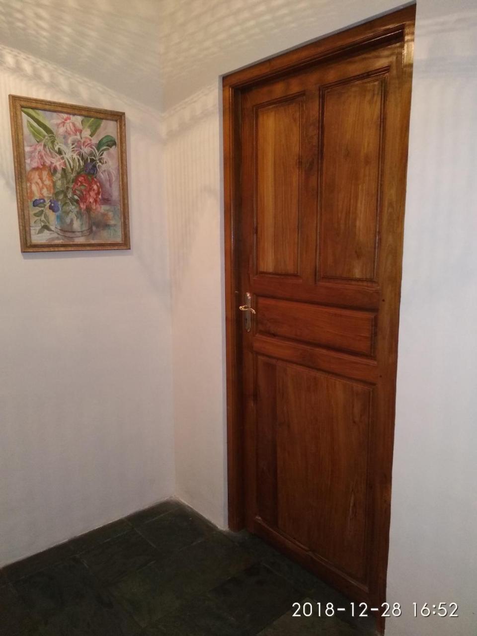 Isai Ambalam Guest House Puducherry Exterior foto